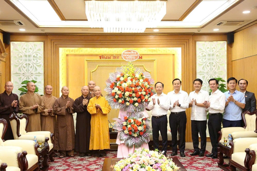  Các tổ chức tôn giáo chúc mừng thành công Đại hội Đảng bộ Hà Tĩnh - ảnh 1